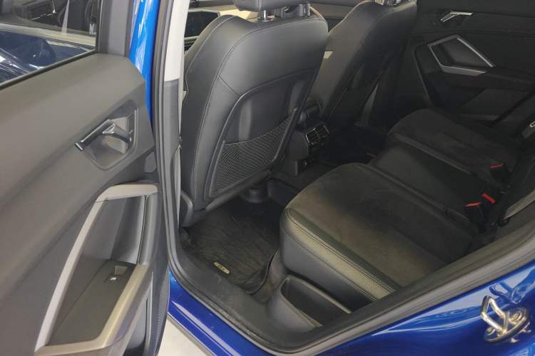 Used Audi Q3 2021 35 TFSI Fashion Dynamic Model