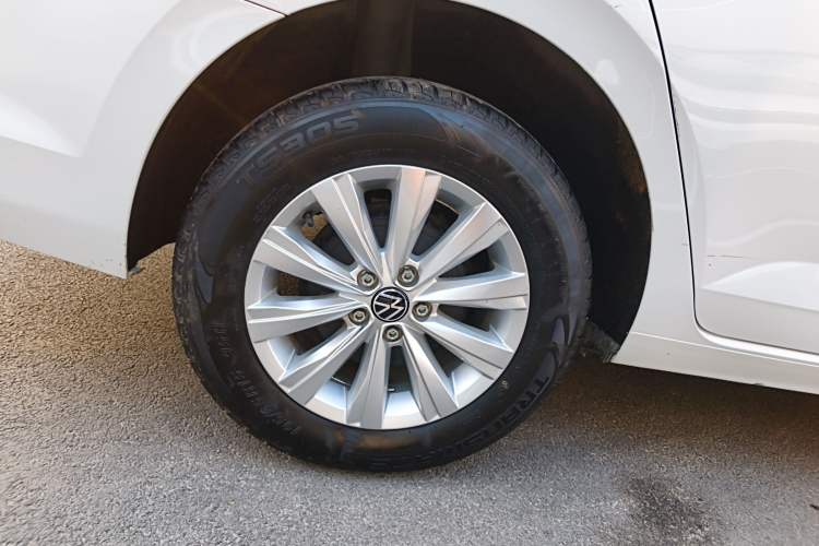 Used Volkswagen Lavida 2023 New Rui 1.5L Automatic New Yi Edition