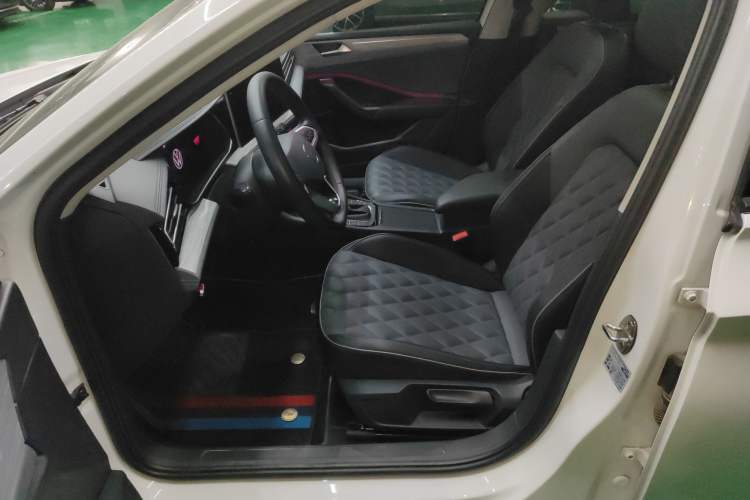 Used Volkswagen Sagitar 2023 300TSI DSG Excellence Edition
