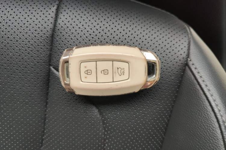 Used Hyundai Elantra 2021 1.5L CVT GLX Elite Edition
