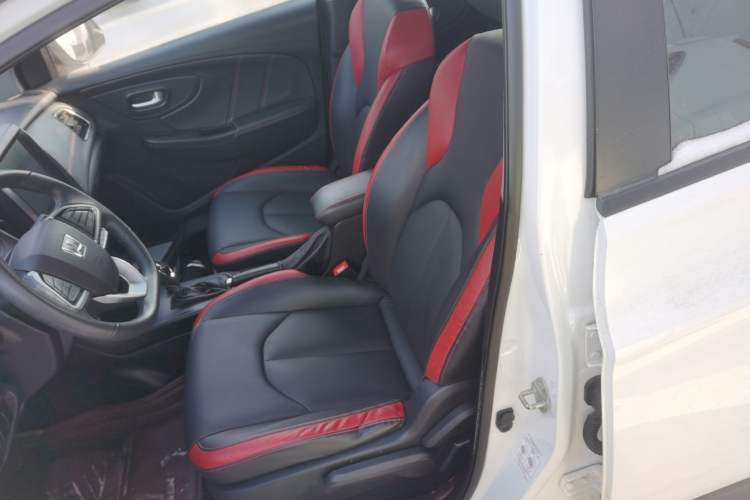 Used Luxgen U5 SUV 2017 1.6L CVT Jazz Edition
