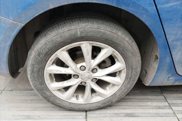 Used Roewe i5 2019 1.5L Manual 4G Connected Langyue Edition
