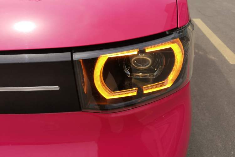 Used Wuling Hongguang MINIEV 2022 Macaron Premium Model – Lithium Iron Phosphate