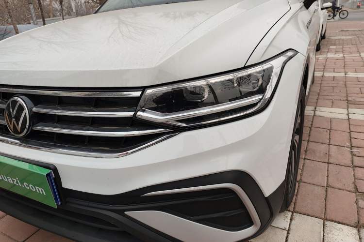 Used Volkswagen Tiguan L 2024 300TSI Automatic Two-Wheel Drive Smart Edition
