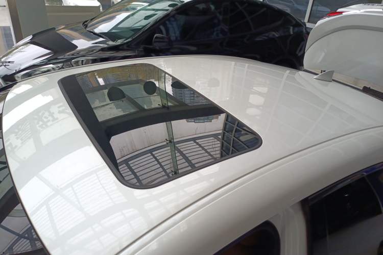 Used Lexus ES 2020 300h Premier Edition
