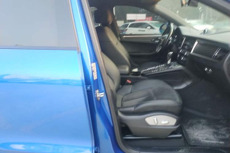 Used Porsche Macan 2018 Macan 2.0T
