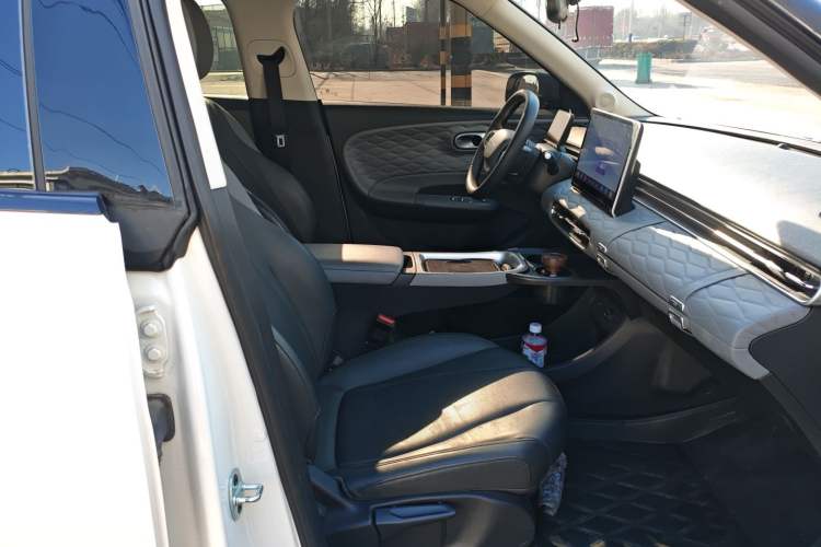 Used Dongfeng NAMMI 01 2024 New Edition 330 Plus Smart+
