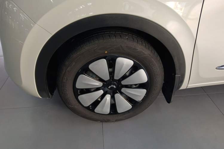 Used Wuling Bingo 2024 333 km Enjoyment Version
