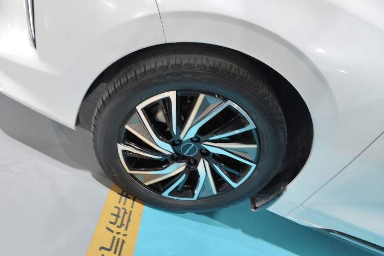 Used FORTHING Yacht 2022 1.5T DCT Chasing-the-Waves Edition
