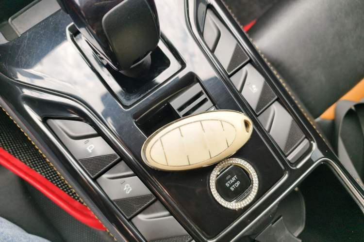 Used Bestune T77 2019 230 TID Automatic Prestige Version China V Emission Standard
