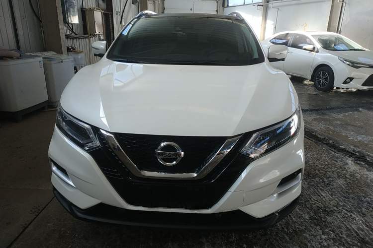 Used Nissan Qashqai 2022 2.0L CVT XV Premier Luxury Edition
