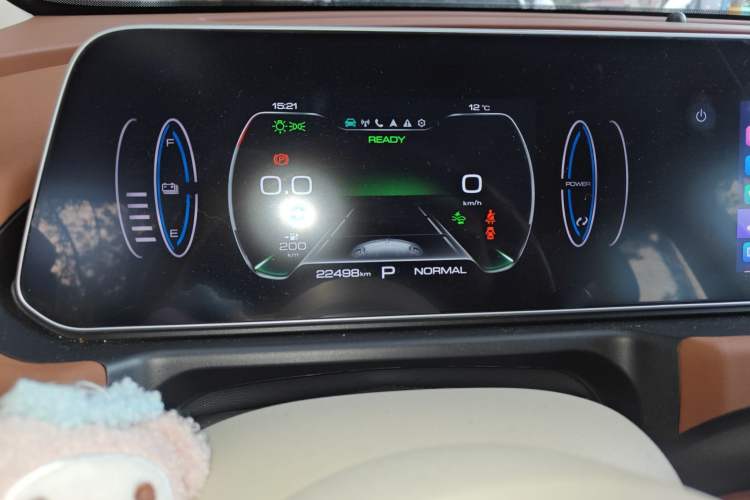 Used ORA Good Cat 2023 401 km Standard Range Prestige Version Lithium Iron Phosphate
