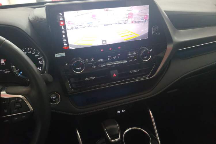 Used Toyota Crown Land Cruiser 2023 2.5L HEV Four-Wheel Drive Luxury Edition