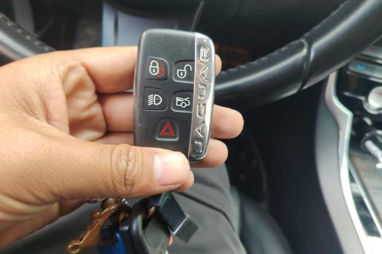 Used Jaguar XFL 2017 XFL 2.0T 240PS Premium Edition
