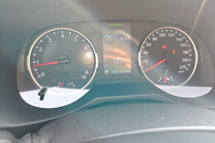 Used Toyota Wildlander 2022 Updated Version 2.0L CVT Two-Wheel Drive Leading Edition
