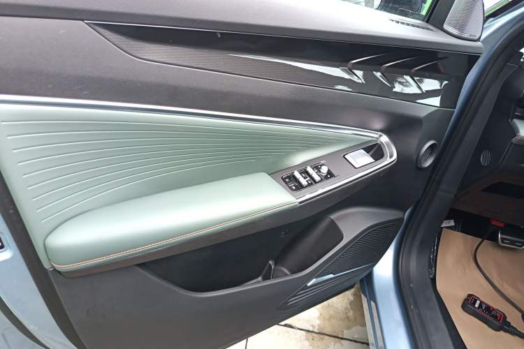 Used Geely Auto Emgrand X7 Sport 2024 1.5TD Prestige Edition
