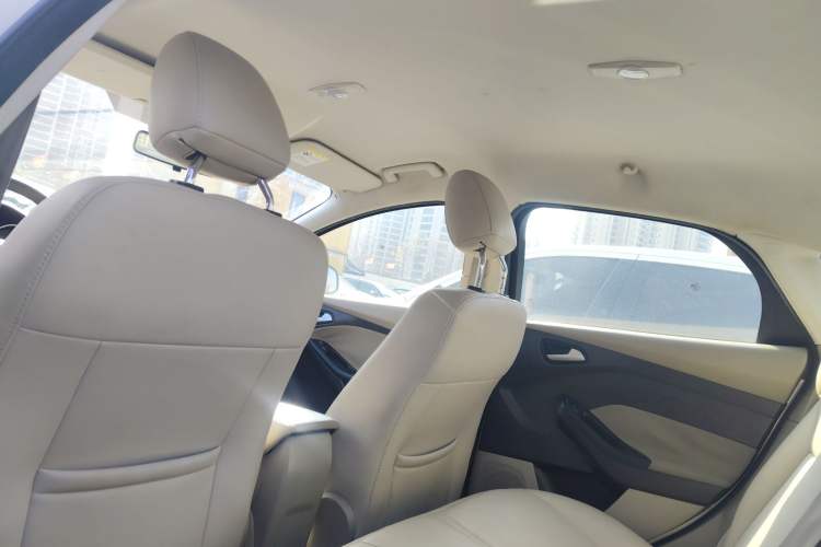 Used Ford Focus 2012 Sedan 1.6L Automatic Comfort Model