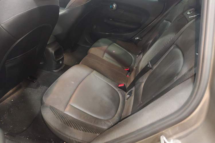 Used  Clubman 2016 Revised 1.5T COOPER
