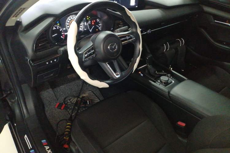 Used Mazda Mazda 3 Axela 2021 2.0L Automatic ZhiXuan Edition
