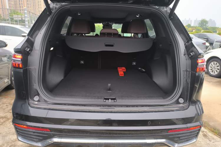 Used Geely Auto Monjaro L 2021 2.0TD DCT EVO Two-Wheel Drive Prestige Version
