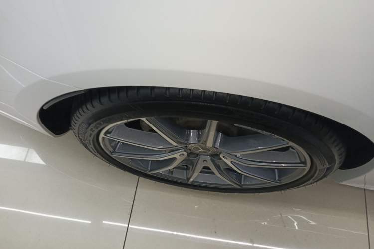 Used Mercedes-Benz E-Class 2023-Year Restyled E 260 Coupe