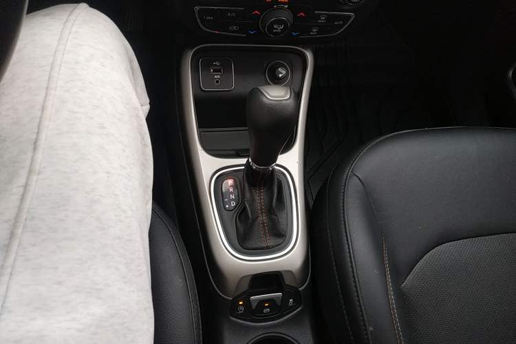 Used  Compass 2017 200T Automatic Family Edition