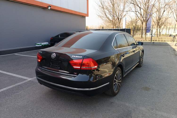 Used Volkswagen Passat 2015 2.0 TSI DSG Ultimate Edition