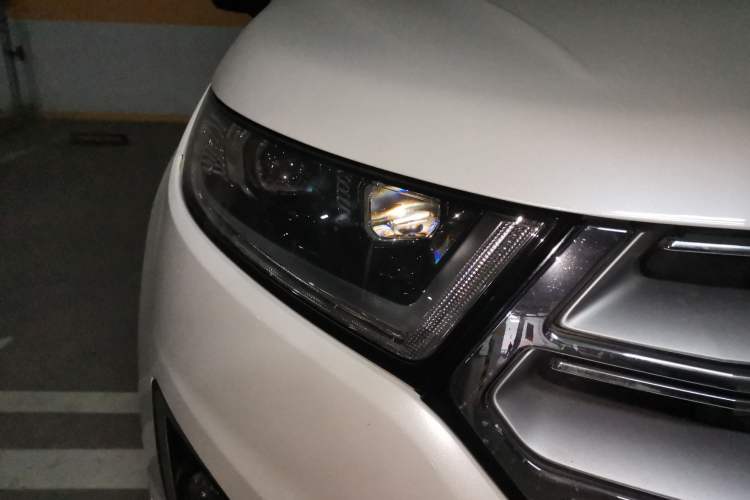 Used Ford Edge 2016 EcoBoost 245 Four-Wheel Drive Titanium 7-Seater
