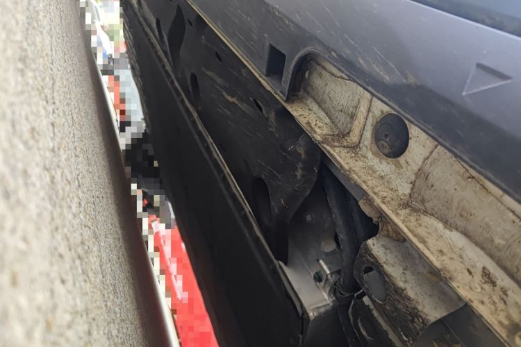 Used  Geome 2025 410 km Free Version
