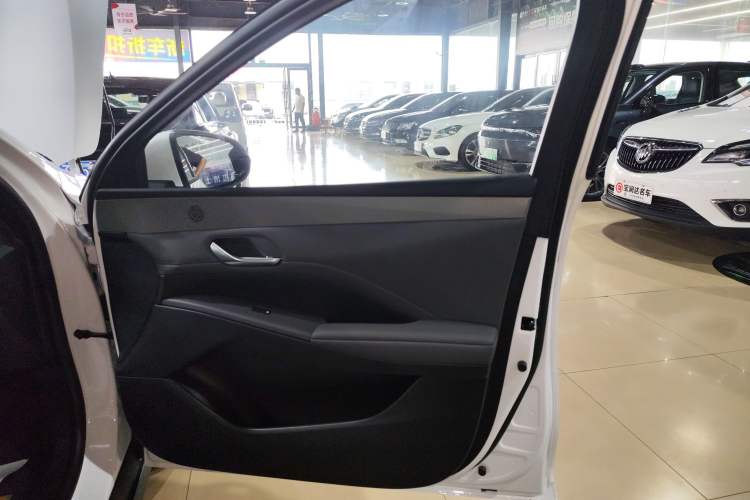 Used BYD Qin PLUS 2025 DM-i Smart Drive 55KM Leading Model
