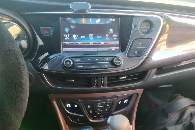 Used Buick Envision 2016 20T Two-Wheel-Drive Elite Model
