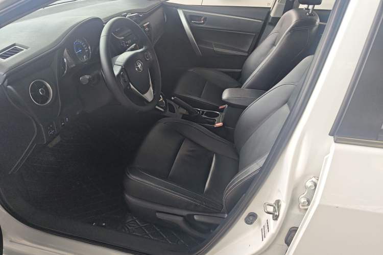 Used Toyota Corolla 2017 Revised Dual-Engine 1.8L E-CVT Elite Edition
