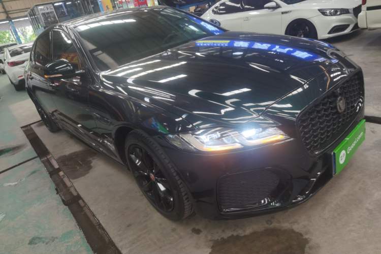 Used Jaguar XFL 2021 XFL 2.0T P250 All-Wheel-Drive Shimmering Black Sport Edition
