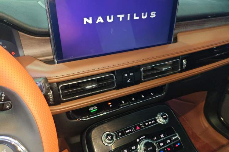 Used Lincoln Nautilus 2021 Revised Version 2.7T Four-Wheel Drive Prestige Edition