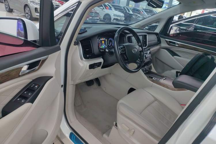 Used GAC Trumpchi M8 2018 320T Luxury Edition