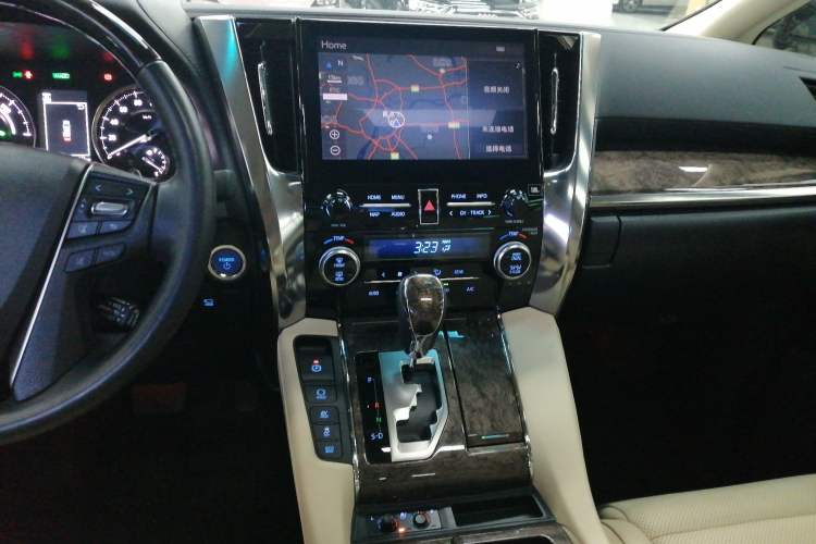 Used Toyota Alphard 2021 Dual-Engine 2.5L Prestige Edition
