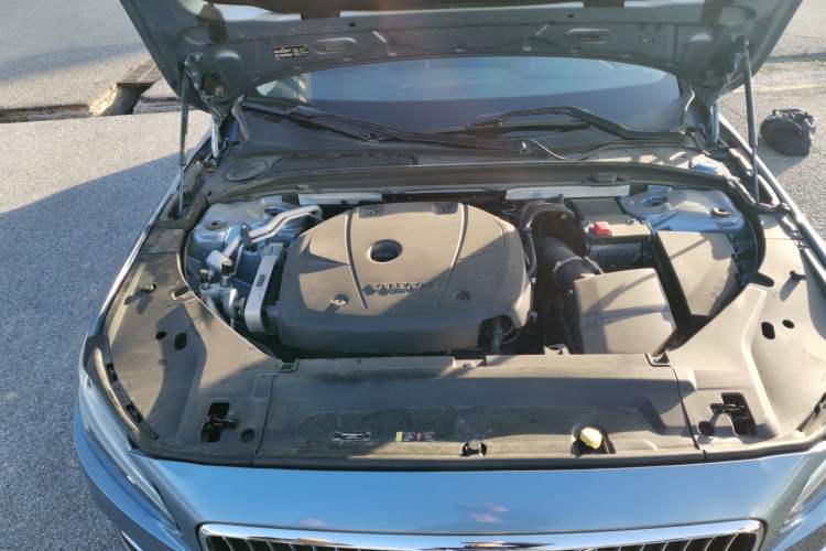 Used Volvo S90 2020 T5 Zhiyi Luxury Edition
