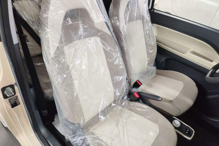 Used Chery QQ Ice Cream 2024 205km Sundae Pro
