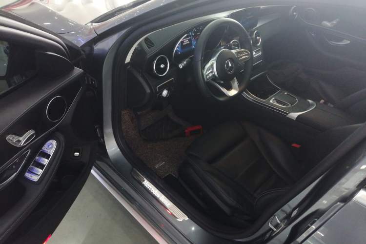 Used Mercedes-Benz C-Class 2020 Restyled C 200 L Fashion Edition Sport Version
