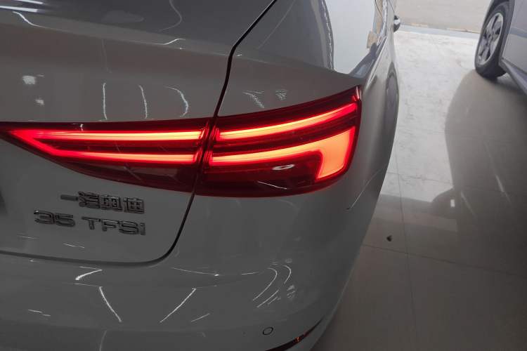 Used Audi A3 2020 Limousine 35 TFSI Fashion Edition China VI Emission Standard