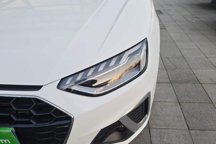 Used Audi A4L 2023 40 TFSI Fashion Dynamic Model
