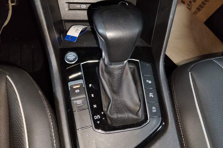 Used Volkswagen Tiguan L 2022 330TSI Automatic Two-Wheel Drive R-Line Enhanced Edition
