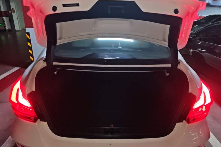 Used MG 5 Scorpio 2022 1.5T Trophy Sport Flagship Edition
