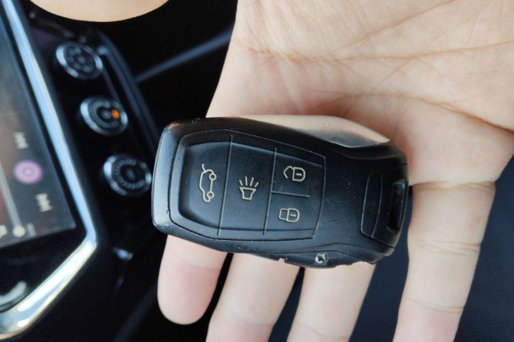 Used Soueast DX3 2018 1.5T SRG Manual Luxury Model
