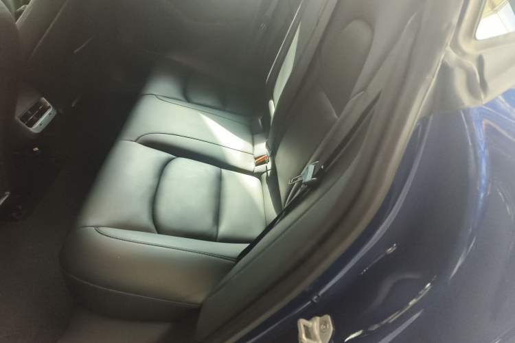 Used Tesla Model 3 2019 Long-Range All-Wheel-Drive Version