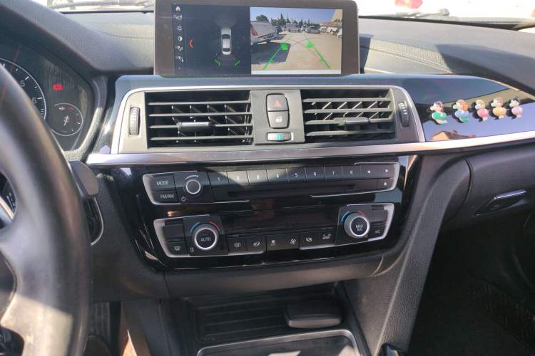 Used BMW 3 Series 2018 320Li Leading Model M Sport Package