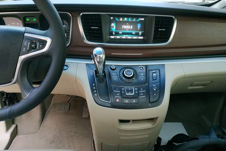 Used Buick GL8 2017 25S Luxury Version China V Standard
