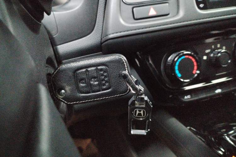 Used Honda Vezel 2019 1.5L CVT Pioneer Edition China VI