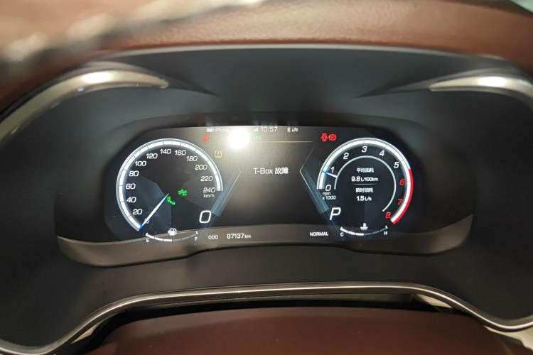 Used Wey VV6 2018 2.0T Two-Wheel-Drive Ultra-Luxury Version China V Standard