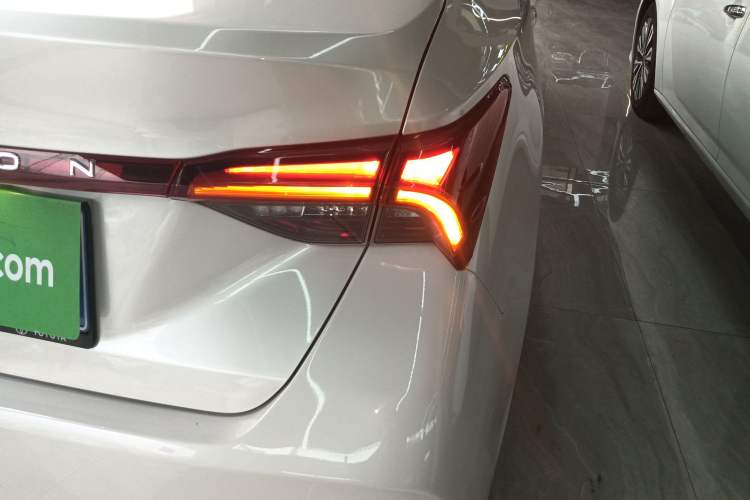 Used Toyota Avalon 2023 2.0L Premium Edition